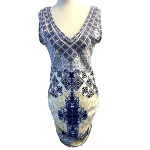 Mia Blue And White Abstract Print Bodycon Dress V-neck, sleeveless, and Size XL
